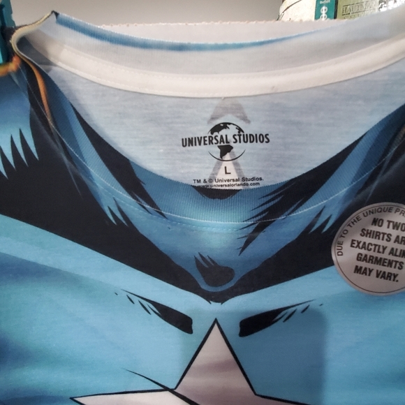 NWT Universal Studios Captain America T-Shirt L👀K Size L 👌 AWESOME - Picture 9 of 11